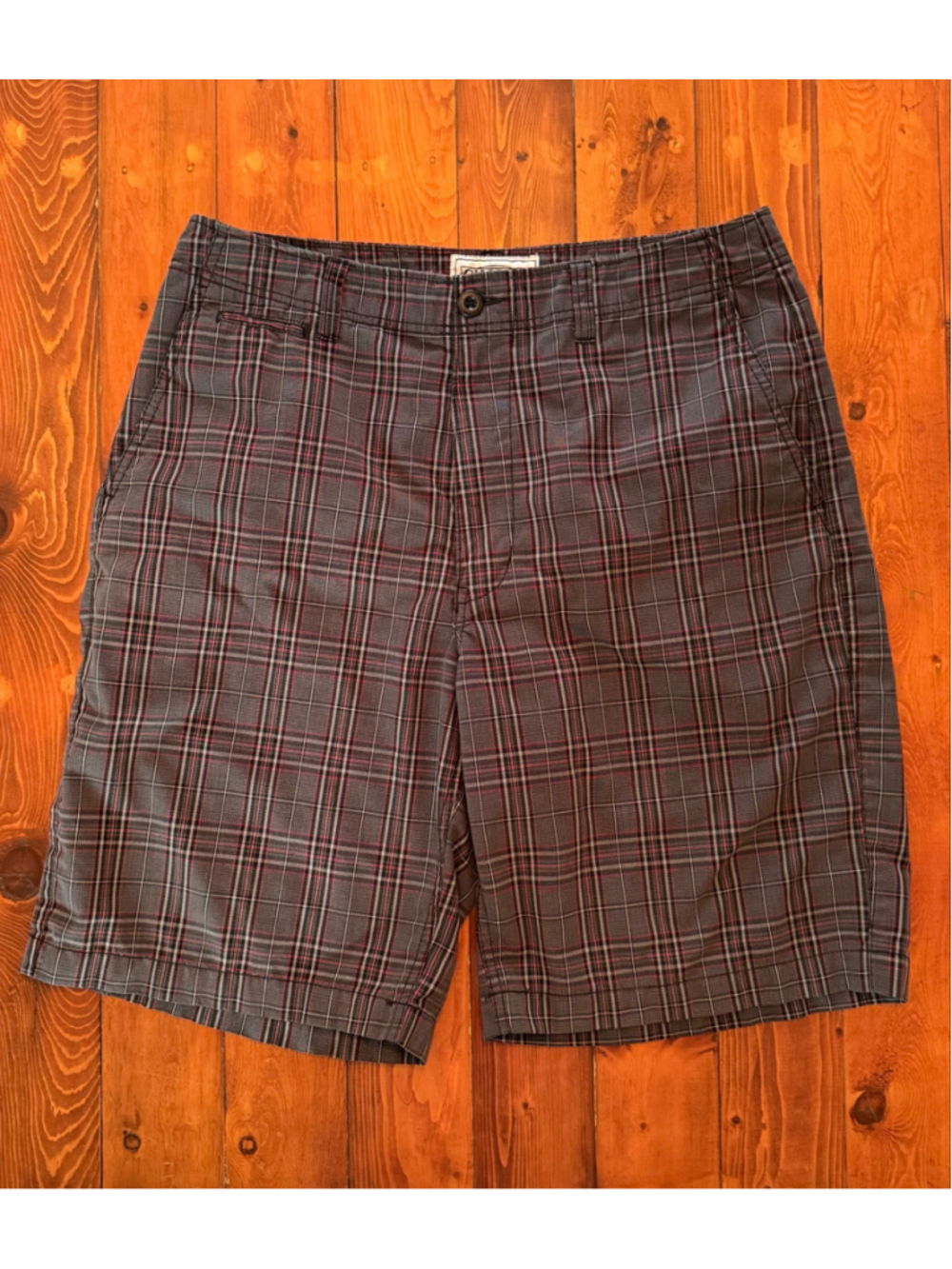 Men's Champs Sports Plaid Flat Front Shorts Grey Red